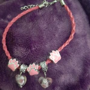 Bracelet/anklet for dog or cat lovers.